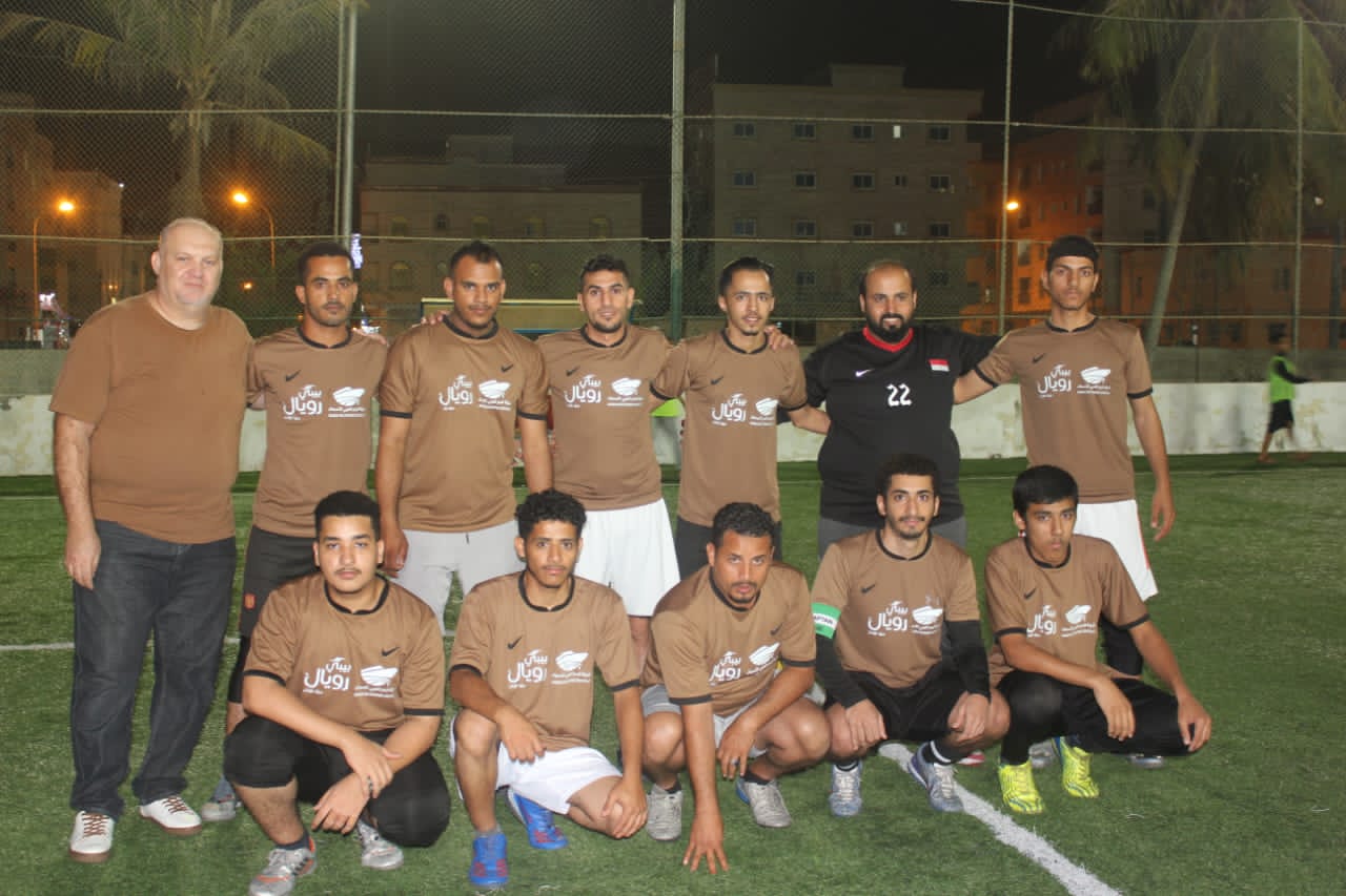مدينة صلالة بسلطنة عمان تشهد إنطلاقة بطولة أبناء اليمن السعيد لكرة القدم 