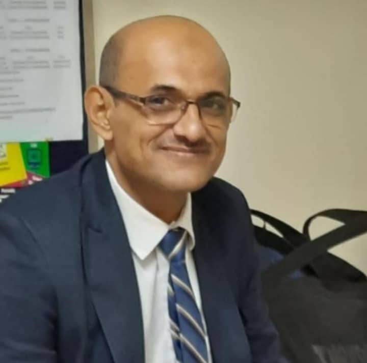مدير عام المركز الوطني للتثقيف والإعلام الصحي يعلن البدء بتوزيع ادبيات حملة التحصين للمحافظات