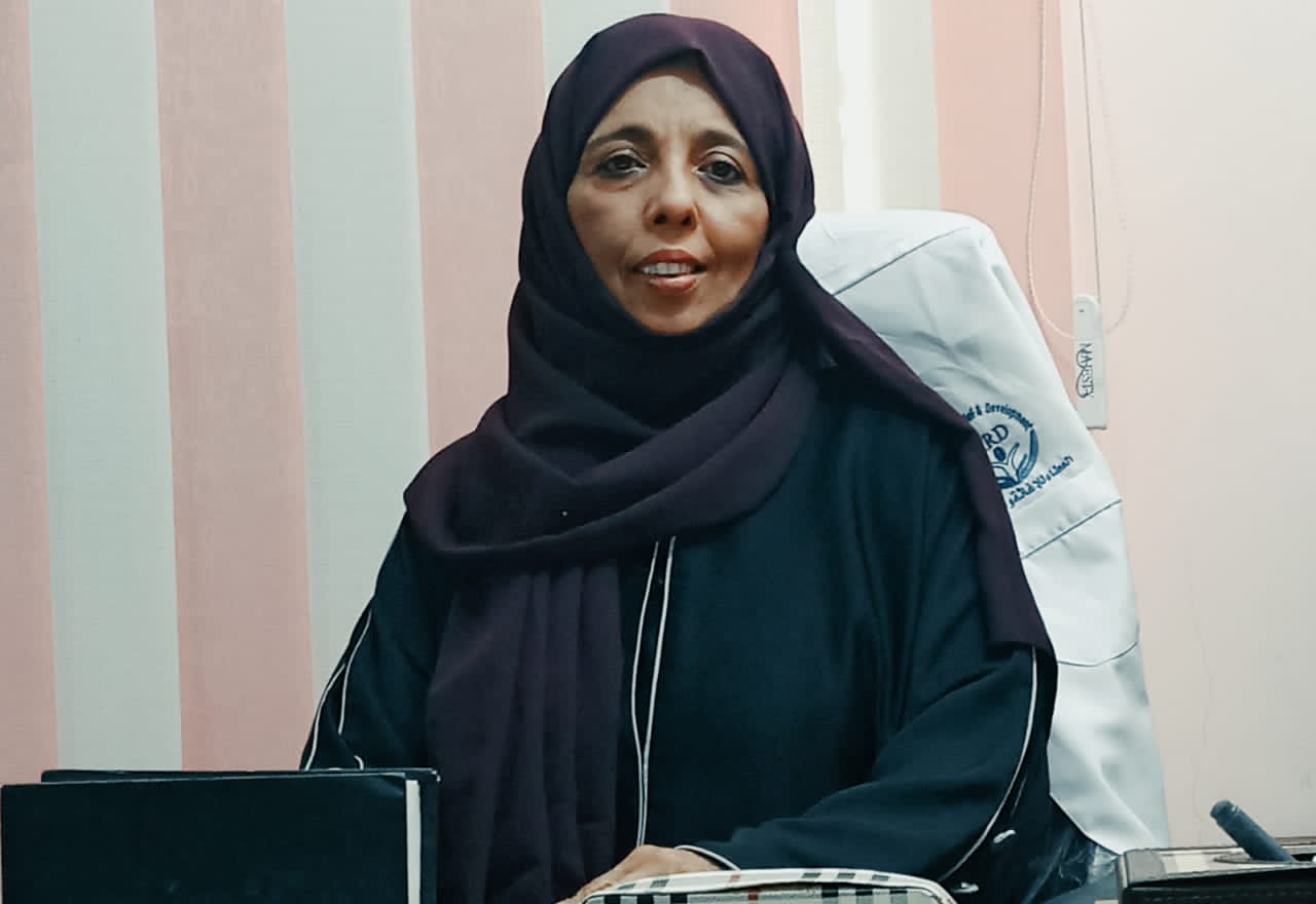 مديرة مكتب الصحة بمديرية صيرة.. تعلن جاهزية الفرق الصحية للبدء بفعالية حملة التحصين المقرر انطلاقها يوم 25 فبراير