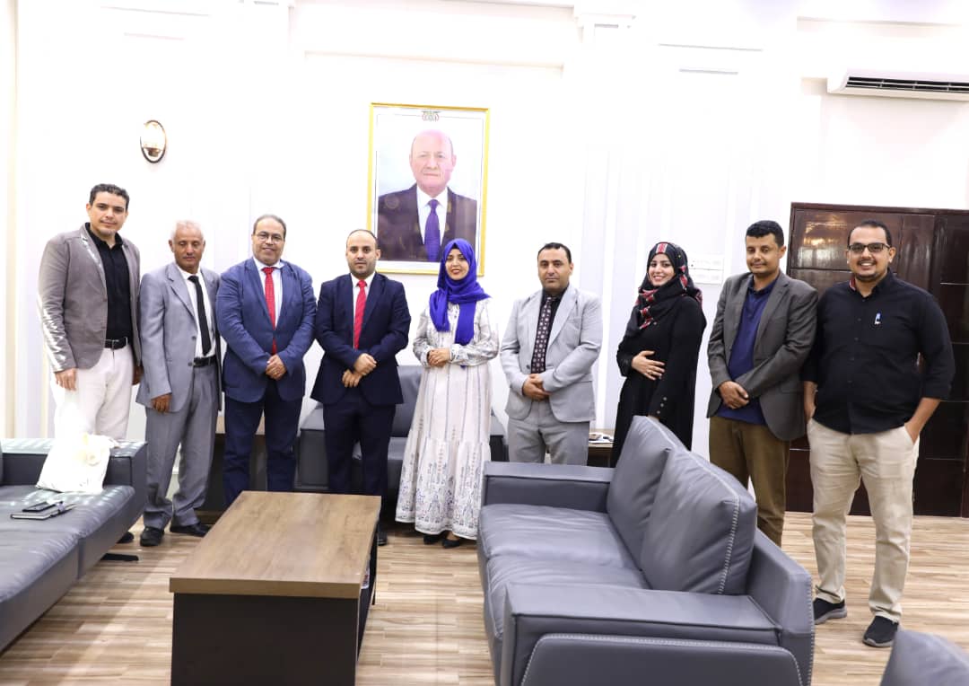 وزارة الشباب والرياضة واليونسكو يناقشان تمثيل اليمن في مؤتمر الشباب بتونس