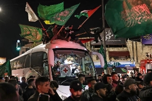 حماس تطلق موقع “فجر الحرية” لجمع بيانات الأسرى