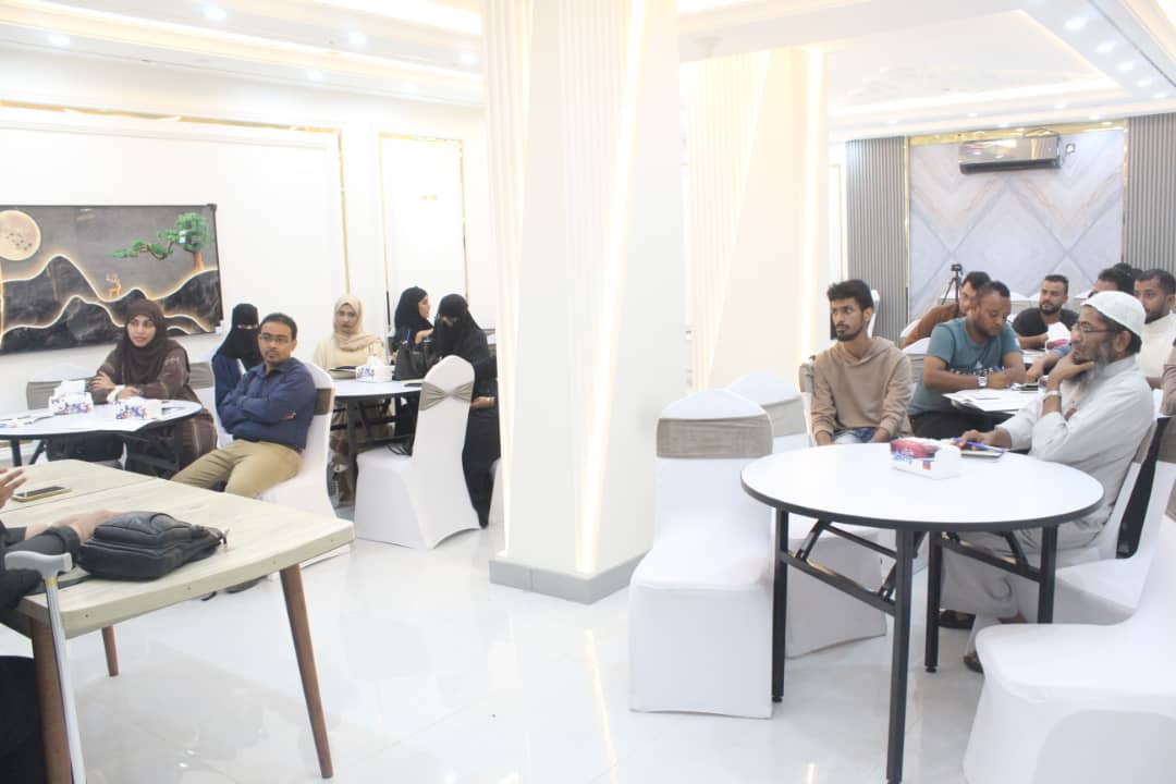 لقاء مجتمعي يناقش انشطة حملة المناصرة من اجل سيادة القانون بتنفيذ نون النسوي و pass بعدن 