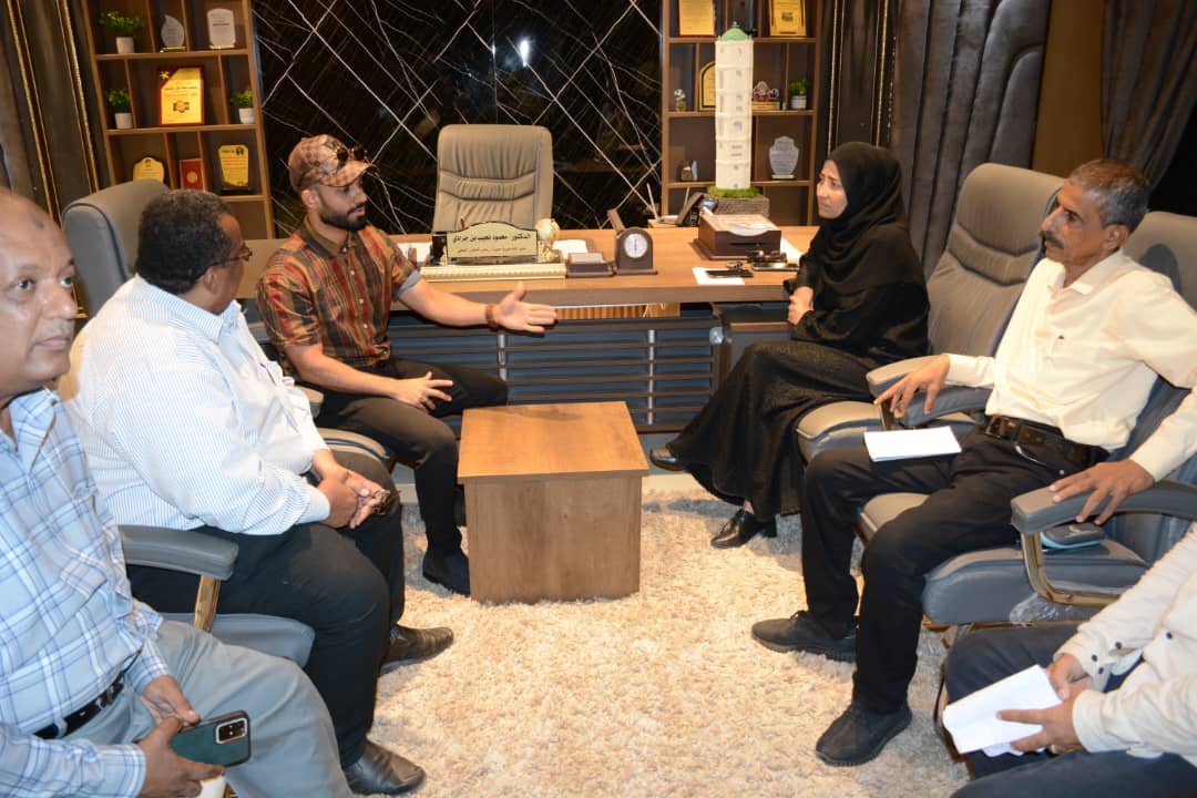لقاء في صيرة يناقش خطة الطوارئ والاجراءات الاحترازية لمواجهة المنخفض الجوي