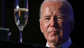 بايدن يتجاهل غضب الجامعات بدعم عسكري ساحق لإسرائيل