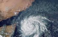 عقب تحذيرات منظمة دولية حول المناخ .. الأرصاد الجوية اليمنية تحسم الجدل بشأن إعصار مرتقب 