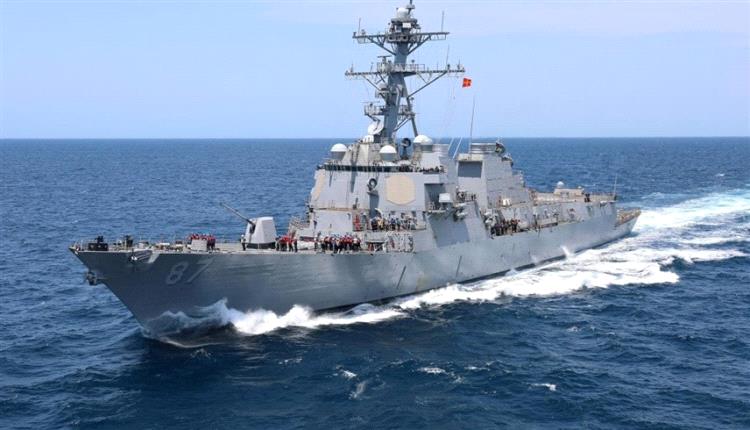 انفجارين قرب سفينة قبالة ساحل اليمن