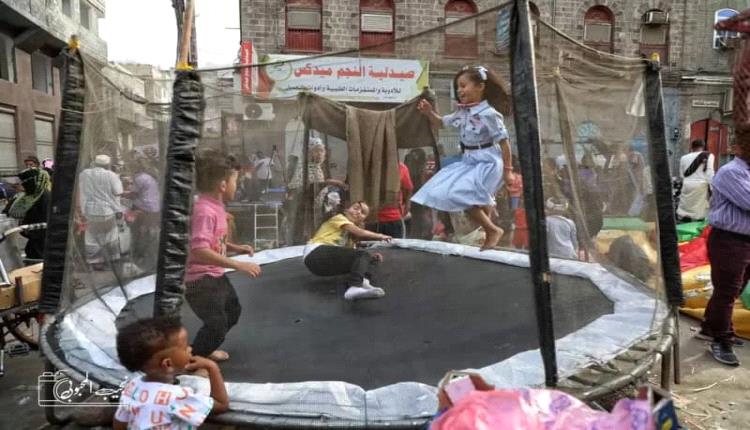 اصابة فتاة صغيرة بجراح بالغة في أول ايام عيد الاضحى بعدن