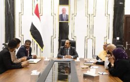 بحضور محافظ حضرموت .. اتفاقية لإقامة مركز خدمات لتنمية الشباب في المكلا
