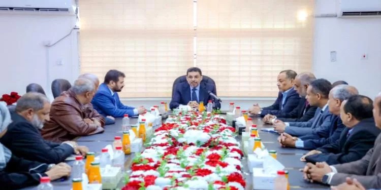 الحكومة اليمنية ترحب باعلان المبعوث الخاص للامم المتحدة بوقف قرارات البنك المركزي