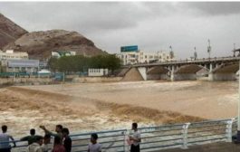 مركز الانذار المبكر بحضرموت يتوقع انتهاء الموجة المدارية الليلة