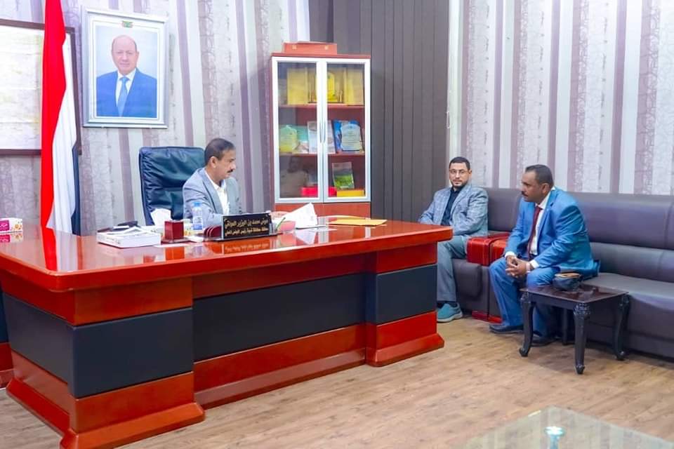 المحافظ بن الوزير يوجه بالموافقة على إقامة المعرض السنوي لمنتجات العسل في محافظة شبوة