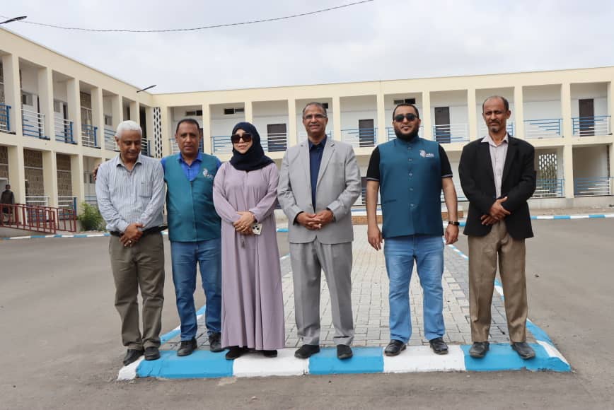 الوزير الزعوري يتفقد سير العمل بمشروع مستشفى المعاقين ومركز العلاج الطبيعي بعدن