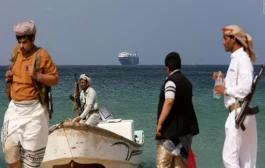 هل سيكفّ الحوثي عن تهديد الملاحة؟