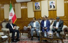 وفد الحوثي يلتقي وزير الخارجية الإيراني.. والأخير يقول إن استقرار اليمن له دور مهم في أمن المنطقة