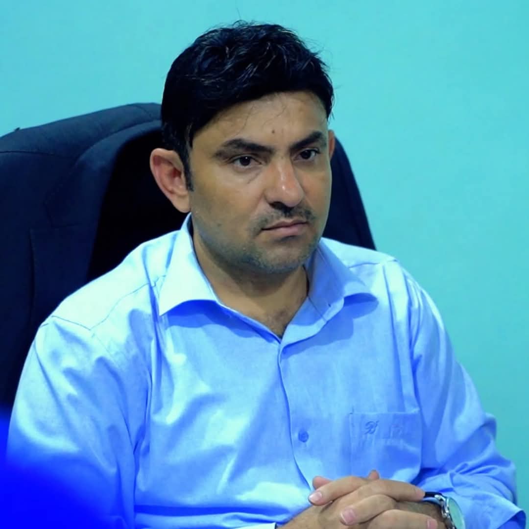 مدير عام الإعلام بالحديدة يدعو المواطنين إلى الابتعاد عن مواقع مليشيا الحوثي