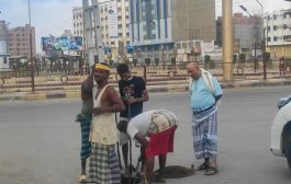مؤسسة المياه بعدن تنفذ حملة صيانة شاملة لشبكة الصرف الصحي في ثلاث مديريات