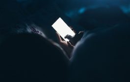 ناشطون سوريون يتناقلون صورا لرسائل نصية غامضة المصدر (صور)