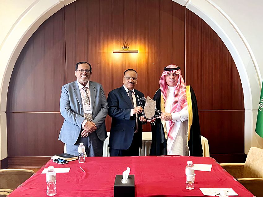 وزير النقل يبحث مع رئيس هيئة الطيران المدني السعودي تعزيز التعاون المشترك