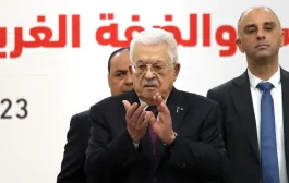 عباس يشتم المقاومة الفلسطينية وأميركا ويثير غضب المغردين