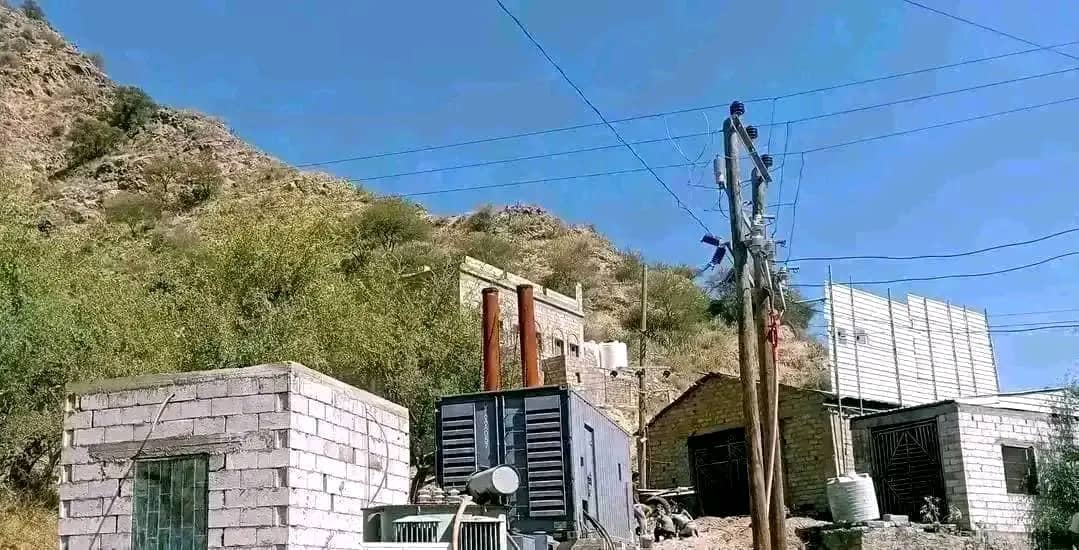 مدير كهرباء سرار أبين يدلي بتصريح حول انقطاع التيار الكهربائي