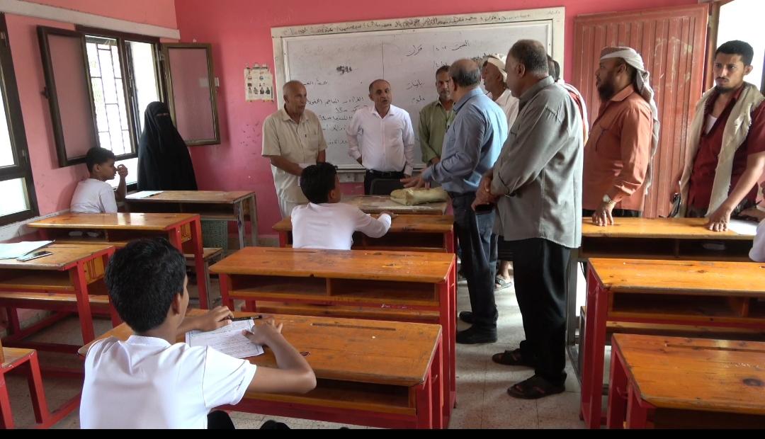 مدير تربية لحج يدشن اختبارات النقل ويشدد على دور التعليم في بناء الأجيال