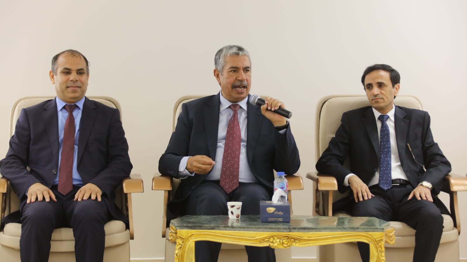 برعاية السفير خالد محفوظ بحاح.. تأسيس اتحاد الطلاب اليمنيين في جامعة الأزهر بالقاهرة