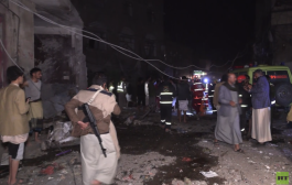 12 قتيلا و30 جريحا في القصف الأمريكي على سوق وحي فروة الشعبي