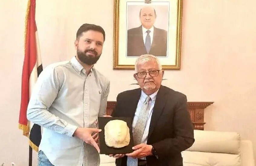 اليمن يسترد قطعة أثرية عمرها أكثر من ألفي عام