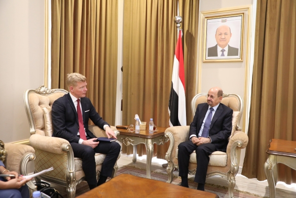 المبعوث الأممي يكشف نتائج زيارته إلى الرياض.. ويمنيون يعتبرونه ''منقذ الحوثيين الأول''