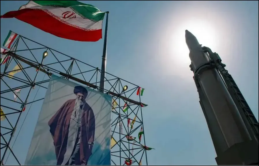 إيران والقنبلة النووية .. هل امتلكت طهران السلاح الأخطر في العالم؟