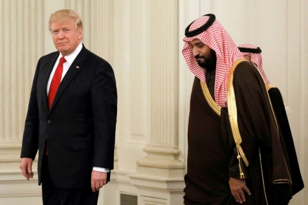 ميدل إيست آي: السعودية ضغطت على ترمب لوقف الهجمات على اليمن قبيل زيارته منعا للإحراج