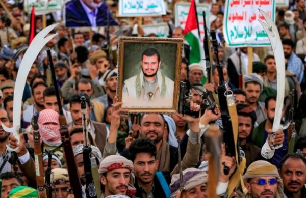 كيف ساهم الإعلام الروسي الرسمي في منح الحوثيين فوزاً دبلوماسياً خلال حربهم مع أمريكا؟