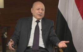 تصريحات العليمي عن الحوثيين وطائرات اليمنية تُشعل السوشيال ميديا