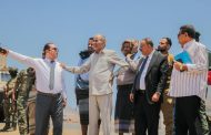 وزير النقل يناقش مع الفريق الصبيحي عدة قضايا متعلقة بمشروعي مطار عدن ومنفذ رأس العارة البحري