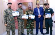 مدير أمن عدن يكرم مدير شرطة الممدارة وعدد من افراده