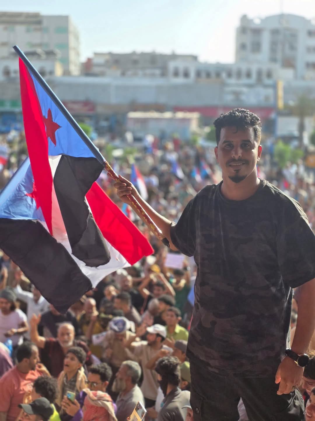 بيان هام صادر عن اللجنة الأمنية بالعاصمة عدن حول ما حدث في ثورة رجال عدن 