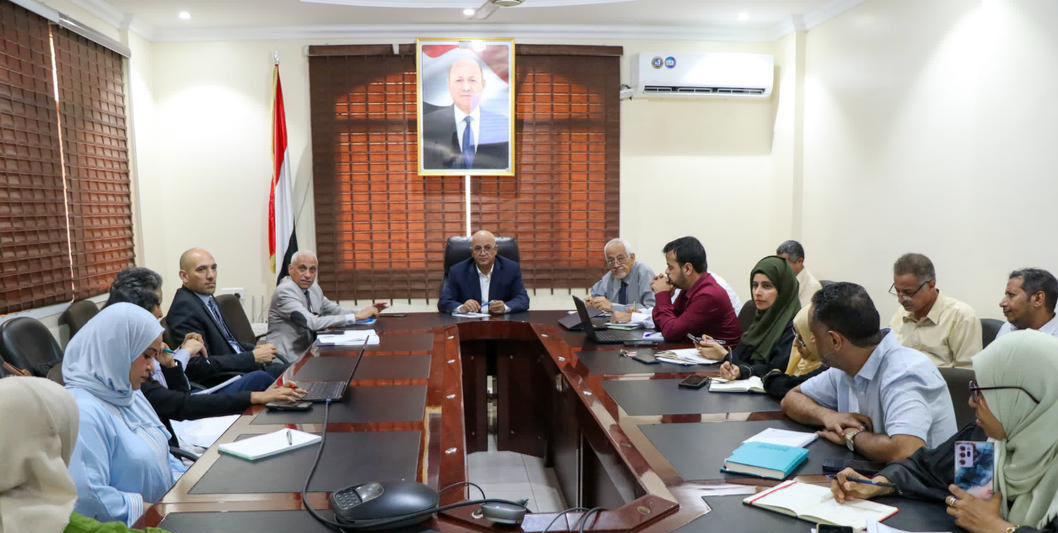 لقاء في عدن يبحث التحضيرات لإطلاق سلسلة مشاريع المياه