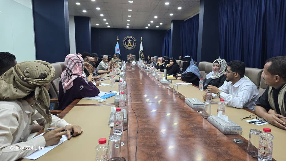 الاتحاد المدني لمكافحة الفساد يفجر ملف الذمة المالية ويهدد بمقاضاة الحكومة: لا إصلاح دون شفافية