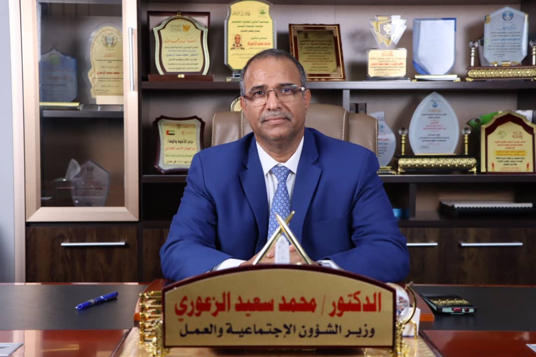 الوزير الزعوري... صوت تحذير مبكر في وجه الأزمة الاقتصادية المتردية