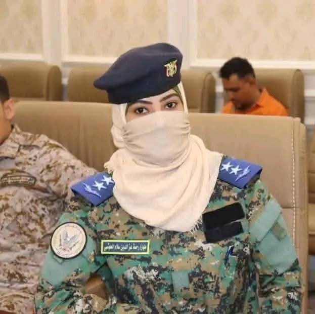 ملازم أول طيار رحمه الحوشبي.. يحاولون إسقاطي بكل الطرق في بلد يهين كوادره