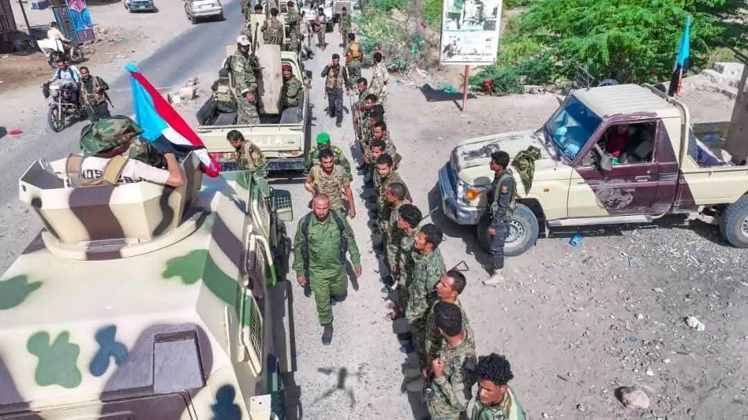 الضالع: الحزام الأمني يتسلم نقاط الفاخر ويؤمن الخط الرابط بين عدن وصنعاء