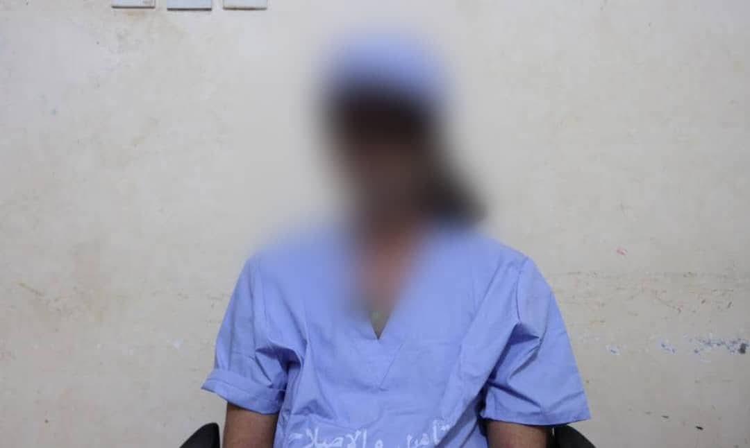 قوات الحزام الأمني بعدن تحبط مخططاً وتطيح بمسؤول حكومي يعمل لصالح استخبارات مليشيا الحوثي