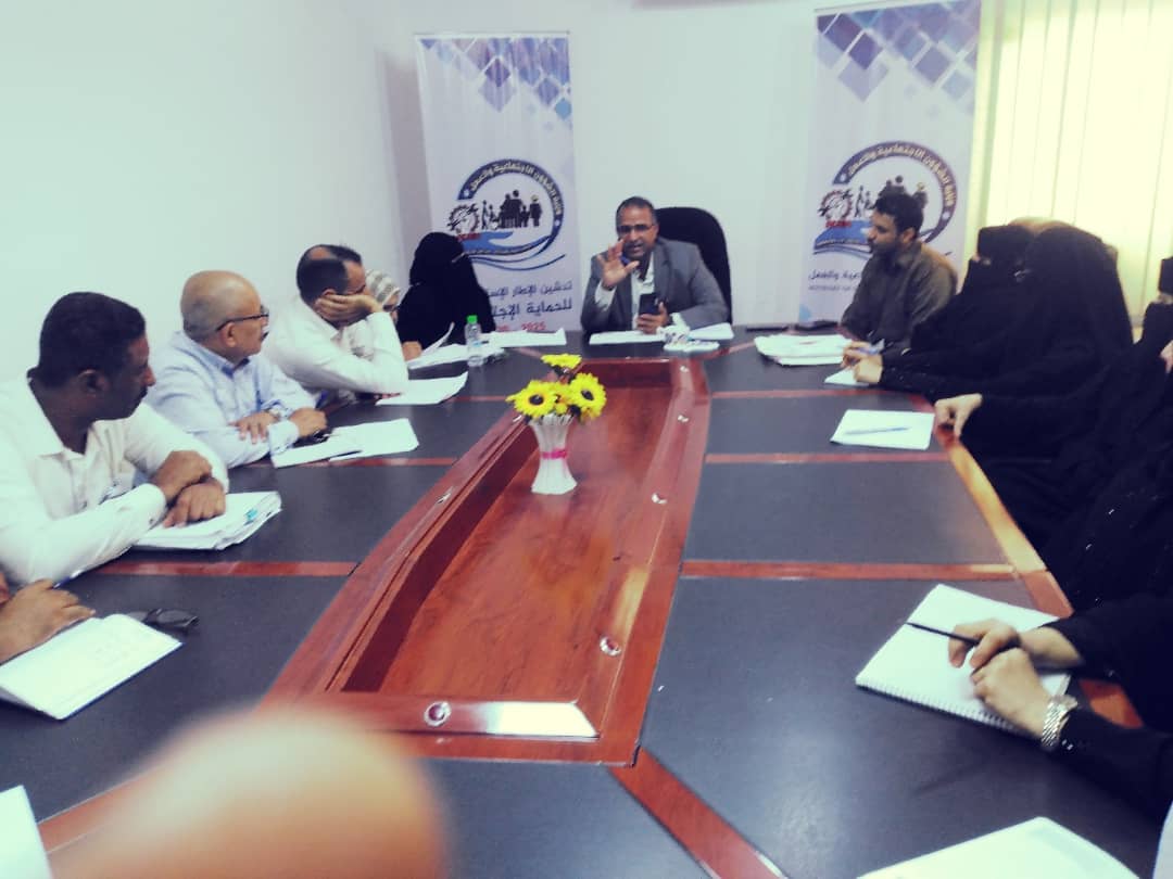 الوزير الزعوري يناقش مع مؤسسات وهيئات الوزارة مصفوفة الأولويات الحكومية العاجلة