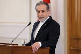 عاجل : وزير الخارجية الايراني امريكا واسرائيل تجاوزوا الخطوط الحمراء ولا خط مستقبلي للمفاوضات
