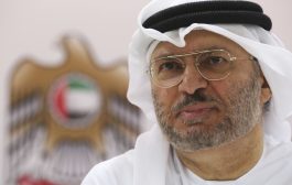 بعد مهاجمته تصريح وزير المالية الإسرائيلي .. أنور قرقاش يحذف التغريدة ويوضح