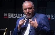 ليبرمان: إسرائيل تسلح عصابات في غزة بأمر من نتنياهو