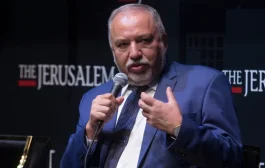 ليبرمان: إسرائيل تسلح عصابات في غزة بأمر من نتنياهو