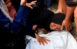 الأمم المتحدة تكشف أزمة بقاء بغزة ولندن تطالب إسرائيل بوقف الحرب