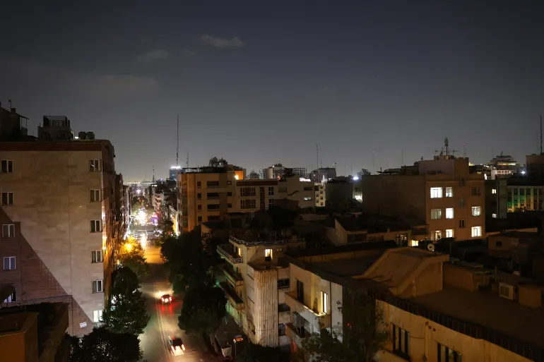 توماس فريدمان: هجوم إسرائيل على إيران يعيد تشكيل المنطقة وهذه تداعياته