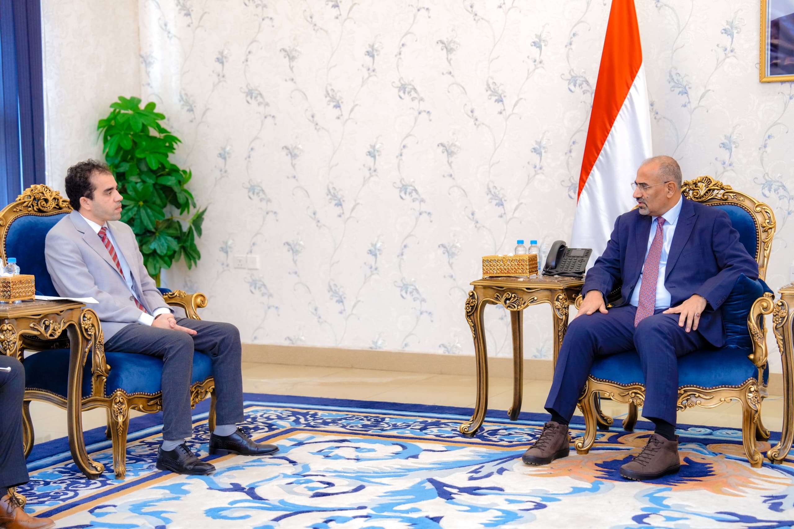 الزُبيدي يشيد بالتدخلات الإنسانية للجنة الدولية للصليب الأحمر في بلادنا